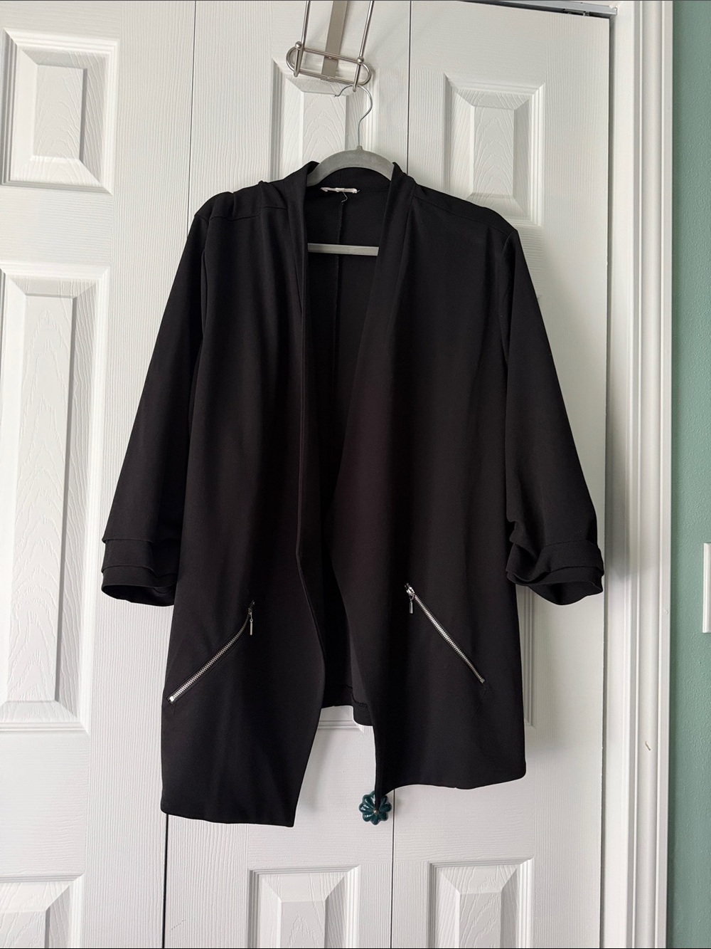 Black Open-Front Women's Blazer